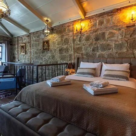 Orion Adatepe (Ayvacik)